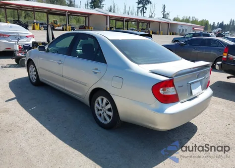 2004 Toyota Camry Xle z USA, uszkodzony, nr VIN 4T1BE32KX4U898272
